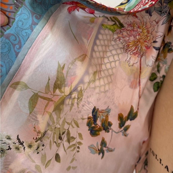 JONNY WAS silk REVERSIBLE kimono, butterflies, floral. Beading on trim - Picture 11 of 15